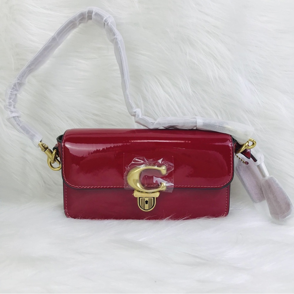 NWT COACH Shoulder bag in red